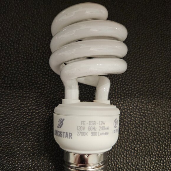SET OF 2 LONGSTAR 13 WATT, 2700K & 900 LUMEN SPIRAL COMPACT FLUORESNT LIGHT BULB - Picture 1 of 7